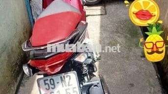 Xe nhà đang chạy