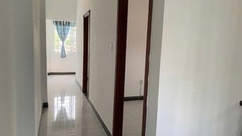 Bán nhà 5x25m, 1 trệt 1 lầu mặt tiền đường nhựa xã Củ Chi. 