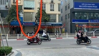 Cho thuê nhà mặt phố Cát Linh, mặt tiền 3m