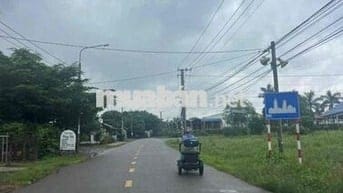 Mặt tiền đường nhựa tim vàng truc chinh Long Tân gần cty doing 9lô fo