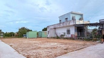 10 LÔ LIỀN KỀ HOÀ VANG - SÁT QUỐC LỘ 14B - VỊ TRÍ HIẾM CÓ CHỈ 1TYXX/ỀN