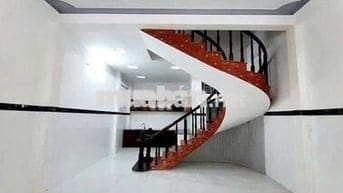 Nhà trệt 2 lầu 4PN đường Lý Chính Thắng 16 triệu