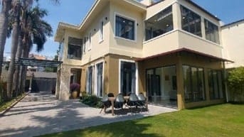 Biệt thự nghỉ dưỡng chuẩn châu Âu ngay TT Q7, view hồ cực chill, 1012m