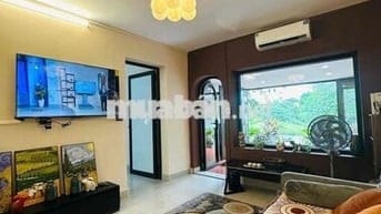 CẦN BÁN - CĂN HỘ - TẦNG 2 - Trung Tâm Phố Cổ - Sổ To - Giá Cực Tốt