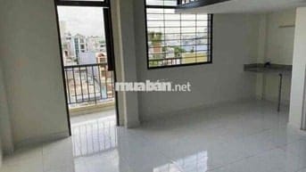 PHÒNG GÁC BAN CÔNG NGAY TRUNG TÂM TÂN PHÚ GIÁP NGUYỄN SƠN GIÁ RẺ