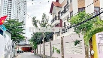 ĐẤT KHU BIỆT THỰ KIỀU ĐÀM cn 291m2 giá chỉ 180tr/m2 Liền Kề Himlam Q7