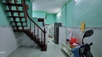Cho thuê nhà Nguyên Căn – Trần Văn Đang, P.11, Q.3. 8,5 triệu