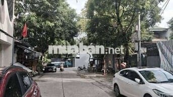 SIÊU HIẾM – CCMN DÒNG TIỀN 100 triêu, _9 tầng thang máy – 100m2,