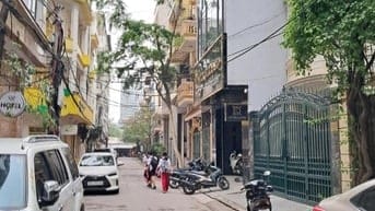 Mạc Thái Tổ,106m 6tầng, 2 ô tô tránh đỗ ,vào nhà. Giá 31,5 tỷ có TL.