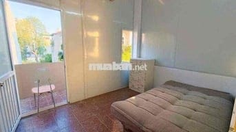 Phòng 12m Ban Công Giá 2X Tại 445 Lạc Long Quân - Xuân La - Tây Hồ