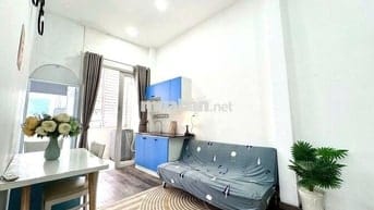Căn hộ hiếm Q1 🏡 2PN thoáng sáng, ban công, giá rẻ chỉ 11tr