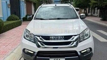 Isuzu Mu X 2.5 số sàn đời cuối 2016