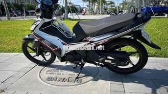 ex tự động xuống áo