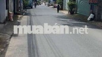 Bán nhà mặt tiền gần nhà thờ long bình