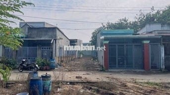 Ông anh gom tiền mua vị trí khác, bán nhanh 172.2m2 giá 1 tỷ 550
