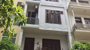 Cho thuê nhà 5 tầng tại Cầu Giấy