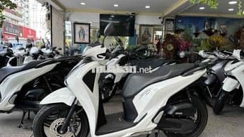 SH 150i 2017 Trắng Đen BSTP 28898 Chính Chủ