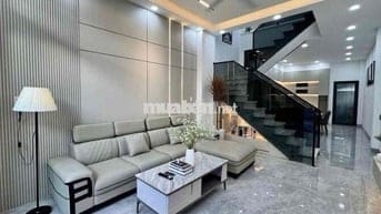 Nhà mặt tiền 110m2, 3 phòng ngủ đường HL7, Bình Lợi, Đồng Nai