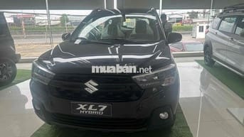 Suzuki XL7 Đen phiên bản đặc biệt ưu đãi khủng