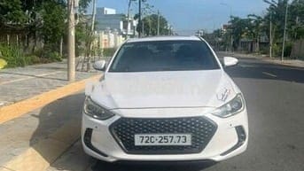 Hyundai Elantra 2017 2.0 AT - 186000 km