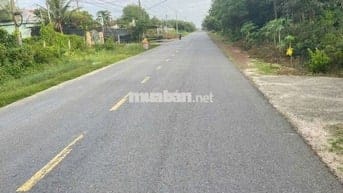 Bán đất thổ cư . Mặt tiền đường nhựa. Diện tích 228m2 . giá 350tr