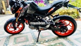 KTM duke 200