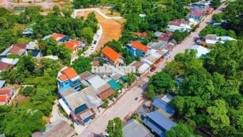 Đất Kiệt 78 Huyền Trân Công Chúa. Đường rộng 4,9m