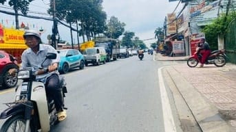 BÁN NHÀ MẶT TIỀN KINH DOANH ĐƯỜNG NGUYỄN VĂN TĂNG.