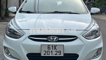 Hyundai Accent 2015 1.4 AT Hatchback - 97000 km