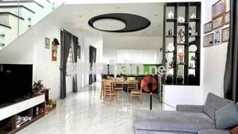 cho thuê nguyên căn nhà full nội thất cáo cấp đường Ông Ích Đường rẽ