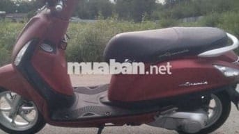 Bán xe Grande đỏ nhám