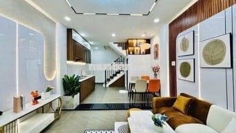 Nguyên căn hẻm xe hơi Lê Văn Duyệt