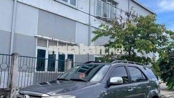 Toyota Fortuner 2010 2.7V  xe đẹp