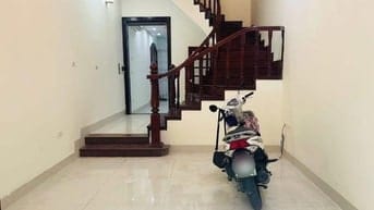 Hoàng Cầu, phân lô 2 mặt ngõ, Ô tô tránh dừng đỗ ngày đêm, cần bán sớm