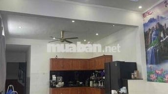 chuyển chỗ ở cần bán nhà 1 lầu 1 trệt kp2 long bình