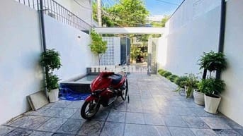 cho thuê nhà 2 tầng 2pn/2wc mặt tiền nguyễn công hoan 120m
