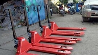 Đại lý bán xe nâng tay tại Bắc Ninh giá rẻ giao tận nơi