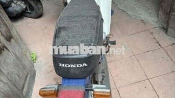 xe cổ dành cho người cổ. còn đẹp long lanh, có fix