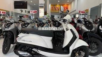 GRANDE 2016. Màu Trắng Ngọc Trai - Biển Số 68