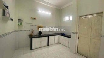 cho thuê nha nguyên căn 1t1l 2 p ngủ có sẵn may lạnh dt 100m2