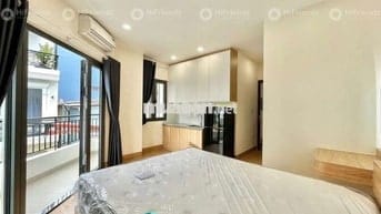 Cho thuê căn hộ bancol mới xây 35m2 ngay cầu Nguyễn Văn Cừ đường Oto