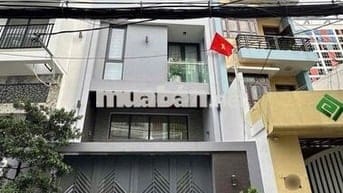 Bán nhà dòng tiền 8% , 62m2 , 6 tầng 13PN , chốt gấp dưới 8 tỷ