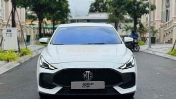 MG5 luxury 2024 - 18000 km