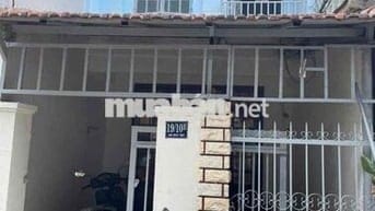 Nhà kiệt ô tô 82 m2, 2 phòng ngủ, đường Hà Huy Tập