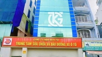 Cho thuê nhà nguyên căn 7 tầng, thang máy tại mặt đường Nguyễn Ngọc Vũ