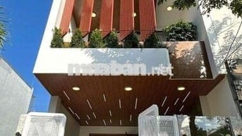 Nhà đẹp mới hoàn thiện gần cầu Nguyễn Tri Phương - vào ở liền !!!!!!!!
