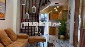 Bán nhà hiếm Hoàng Hoa Thám, ngõ thông, dân xây, đủ NT, 5T, 3PN