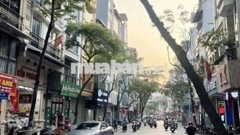 Chính Chủ Cho Thuê nhà Thụy Khuê 50m2, 6 Tầng thang máy . 38Tr/ tháng