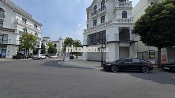 CHO THUÊ 1 NỬA ,NGUYÊN CĂN LÂU DÀI. .VIMCOM OCEAN PANK 1