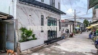 THANH LÝ GẤP NHÀ 1 TRỆT 1 LẦU, 3PN, 2WC BÌNH CHÁNH